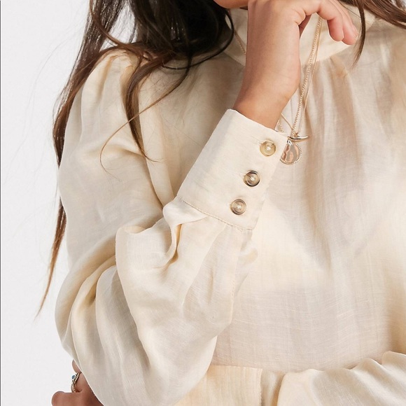 Y.A.S. Puff sleeve blouse NWOT - Picture 2 of 10